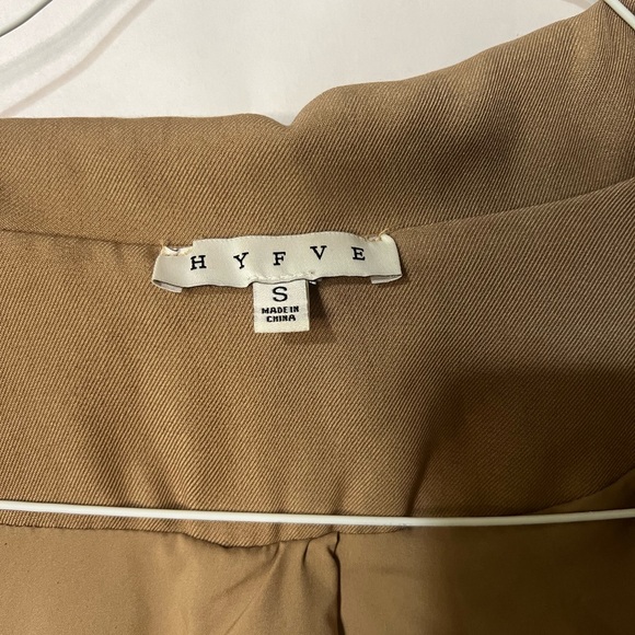 HYFVE Double-Breasted Tan Trench Coat Size Small - Picture 10 of 13